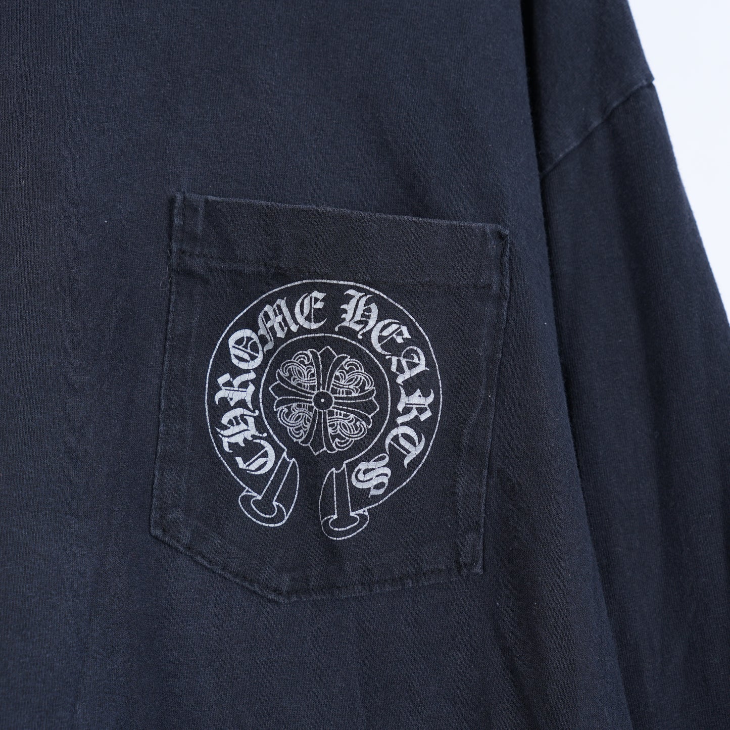 CHROME HEARTS VINTAGE CEMETERY LONG SLEEVE POCKET T-SHIRT