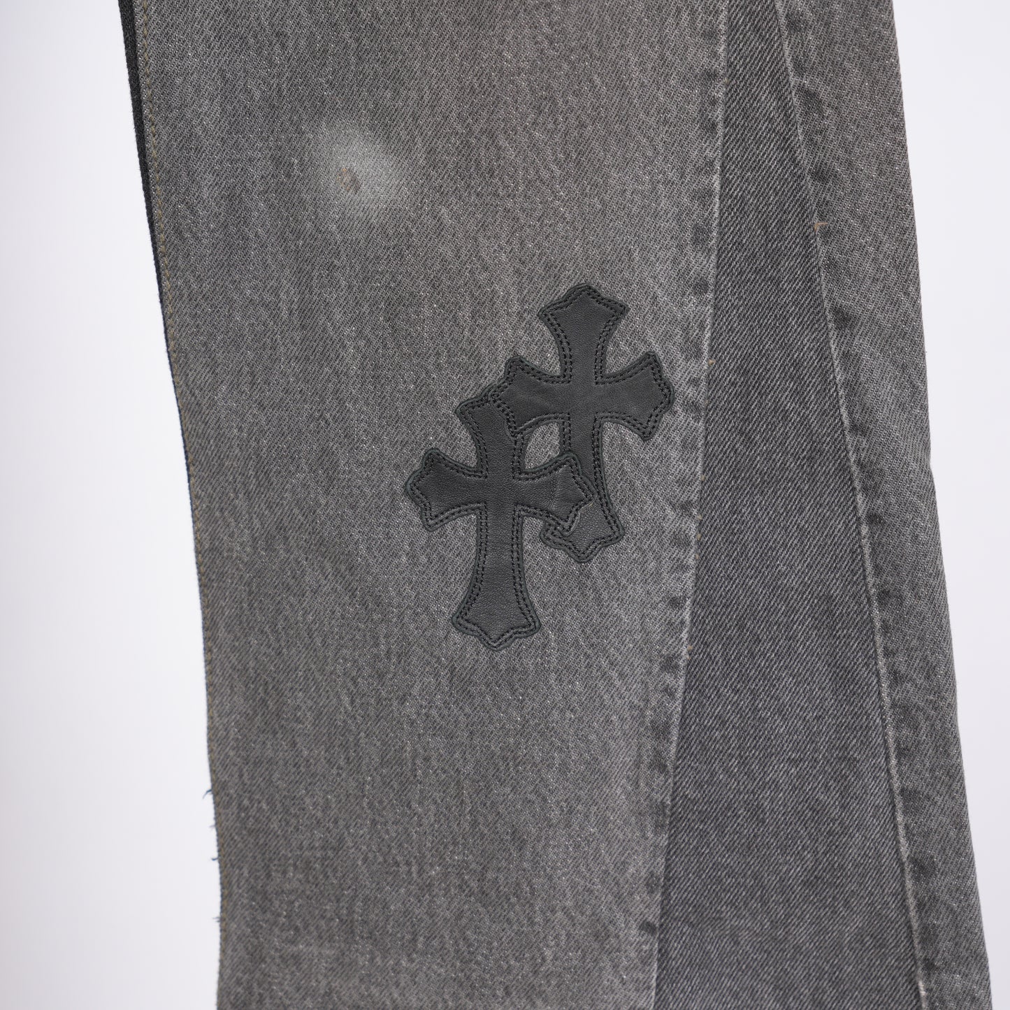 CHROME HEARTS X GALLERY DEPT BLACK PATCH GREY WASH LEVIS DENIM
