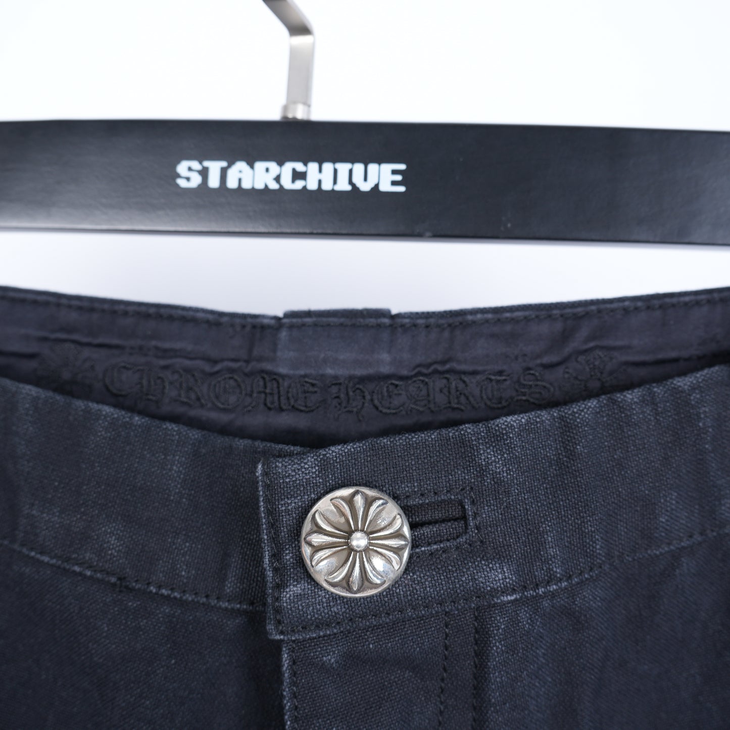 BLACK CARPENTER PATCH SHORTS