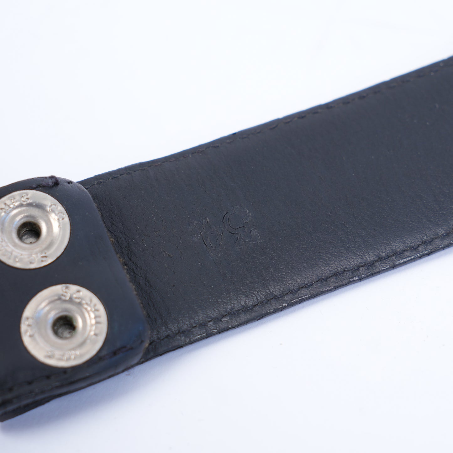 VINTAGE BLACK CROSS PATCH STRAP