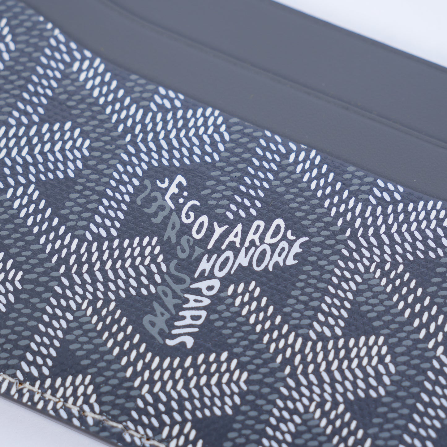 GREY GOYARD GARD HOLDER