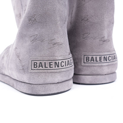 BALENCIAGA ALASKA GRAFFITI UGGS