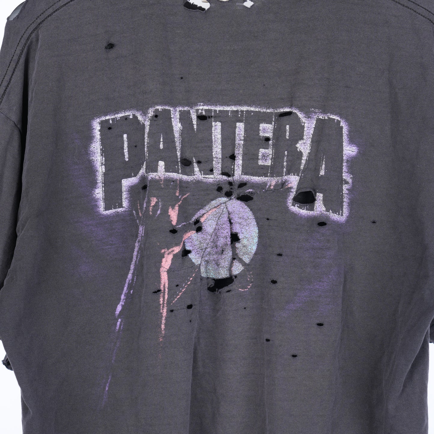THRASHED PANTERA TEE