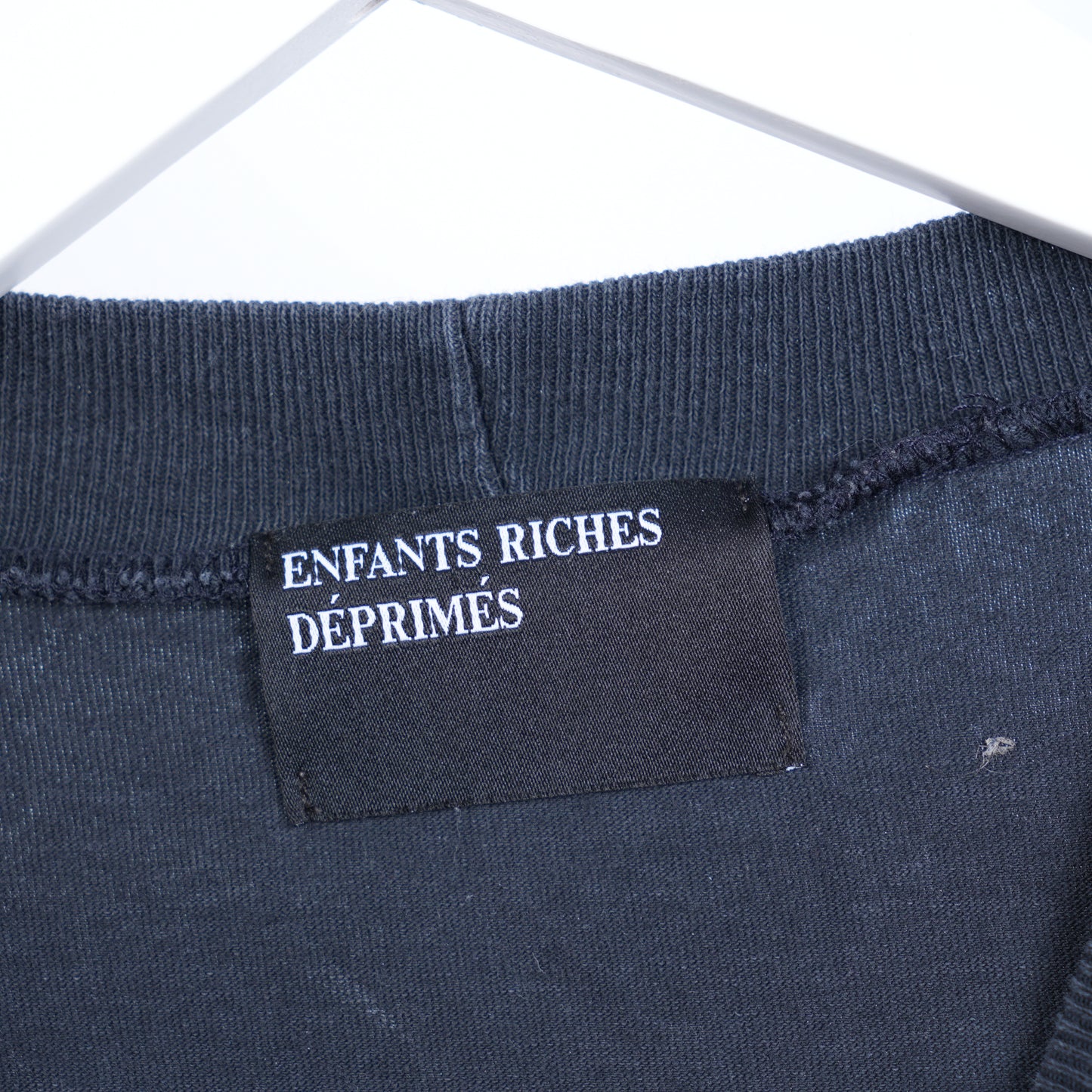 ERD JUNK PIG ASSEMBLAGE RAGLAN SHIRT