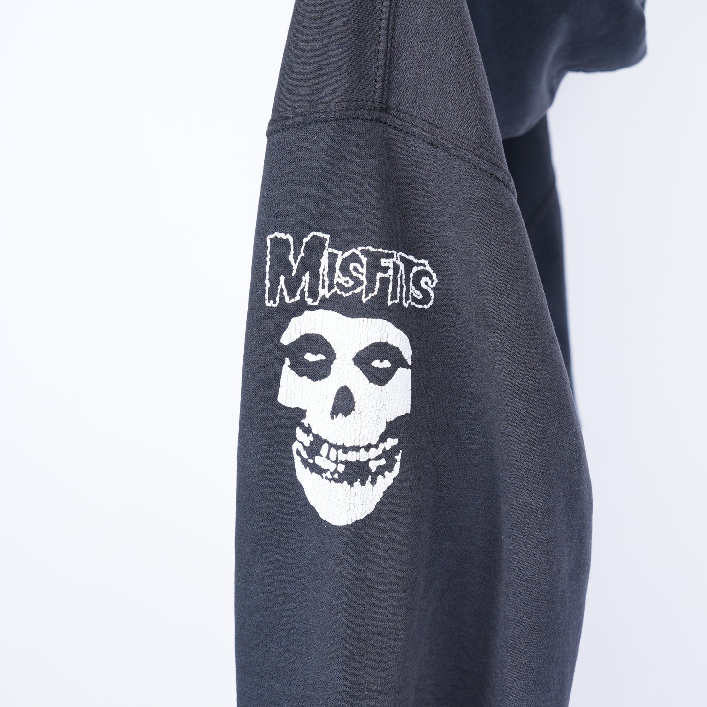 VINTAGE MISFITS SKULL BLACK HOODIE