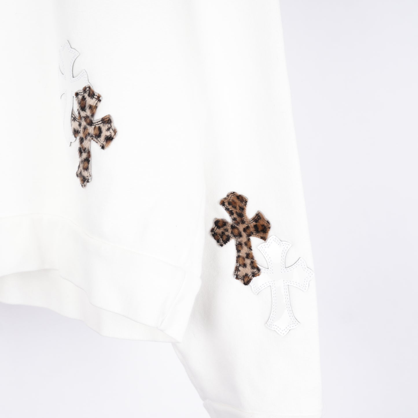 CHROME HEARTS WHITE & LEOPARD PATCH CREWNECK SWEATSHIRT