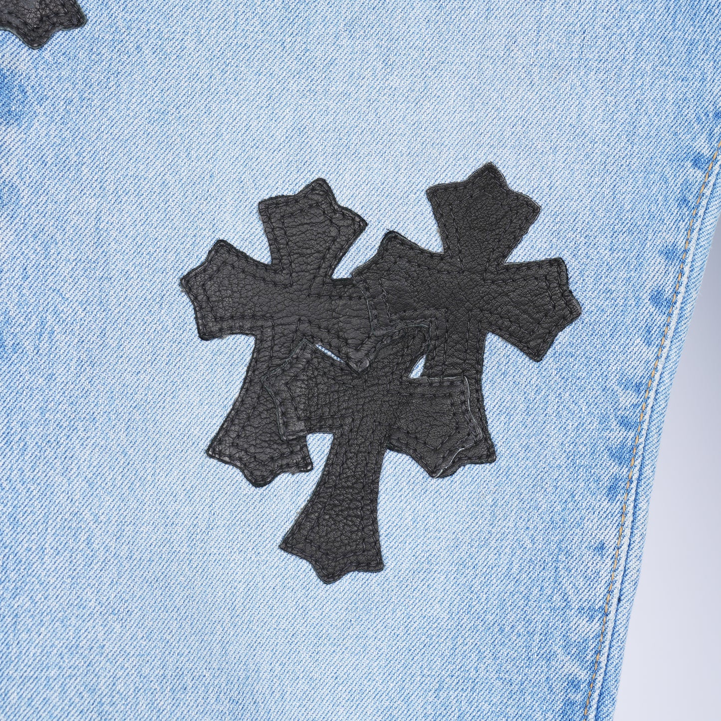CHROME HEARTS VINTAGE CEMETERY PATCH LIGHT BLUE BIG STAR DENIM