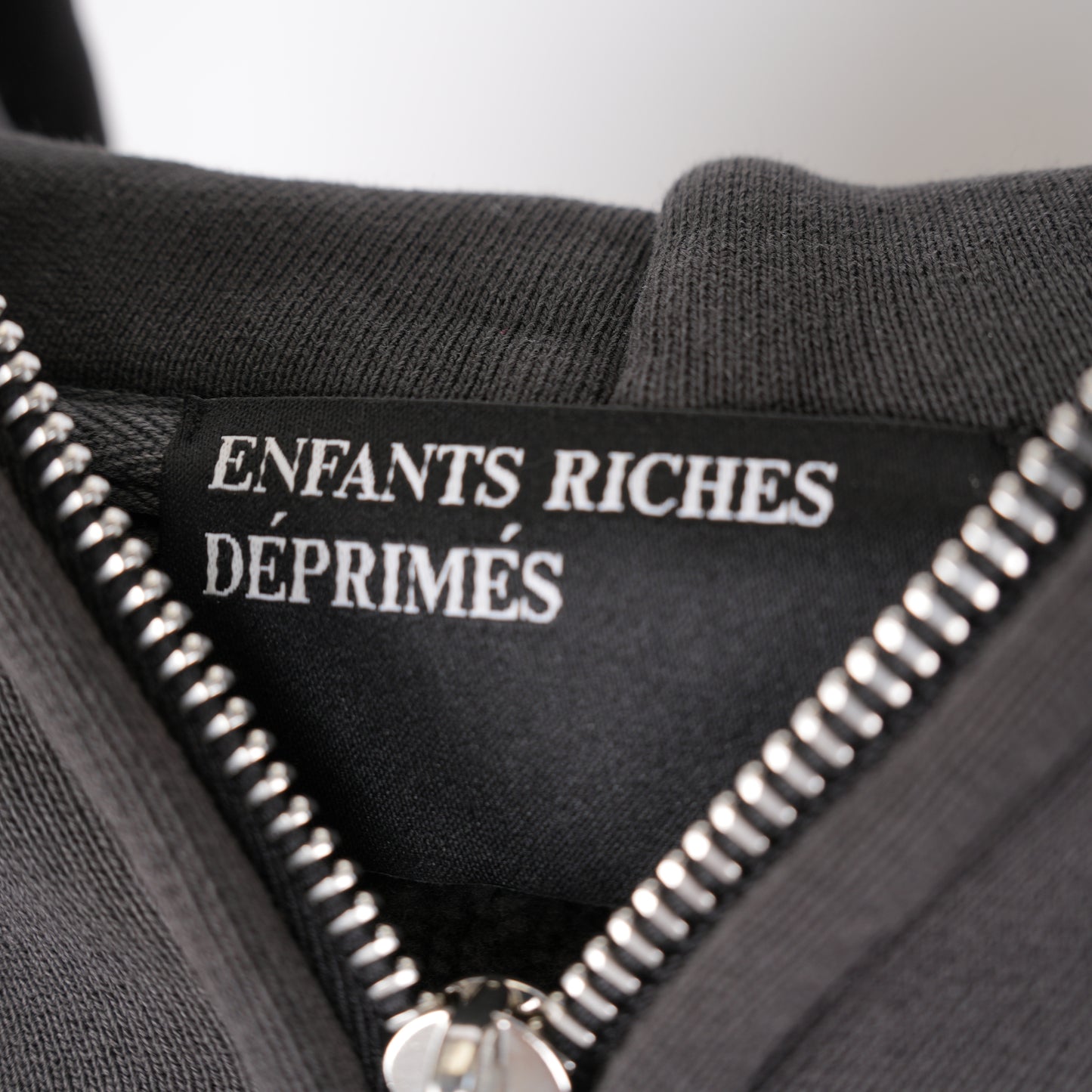 ERD '4.5 YEAR WAR' MAXFIELD EXCLUSIVE ASSEMBLAGE ZIP UP