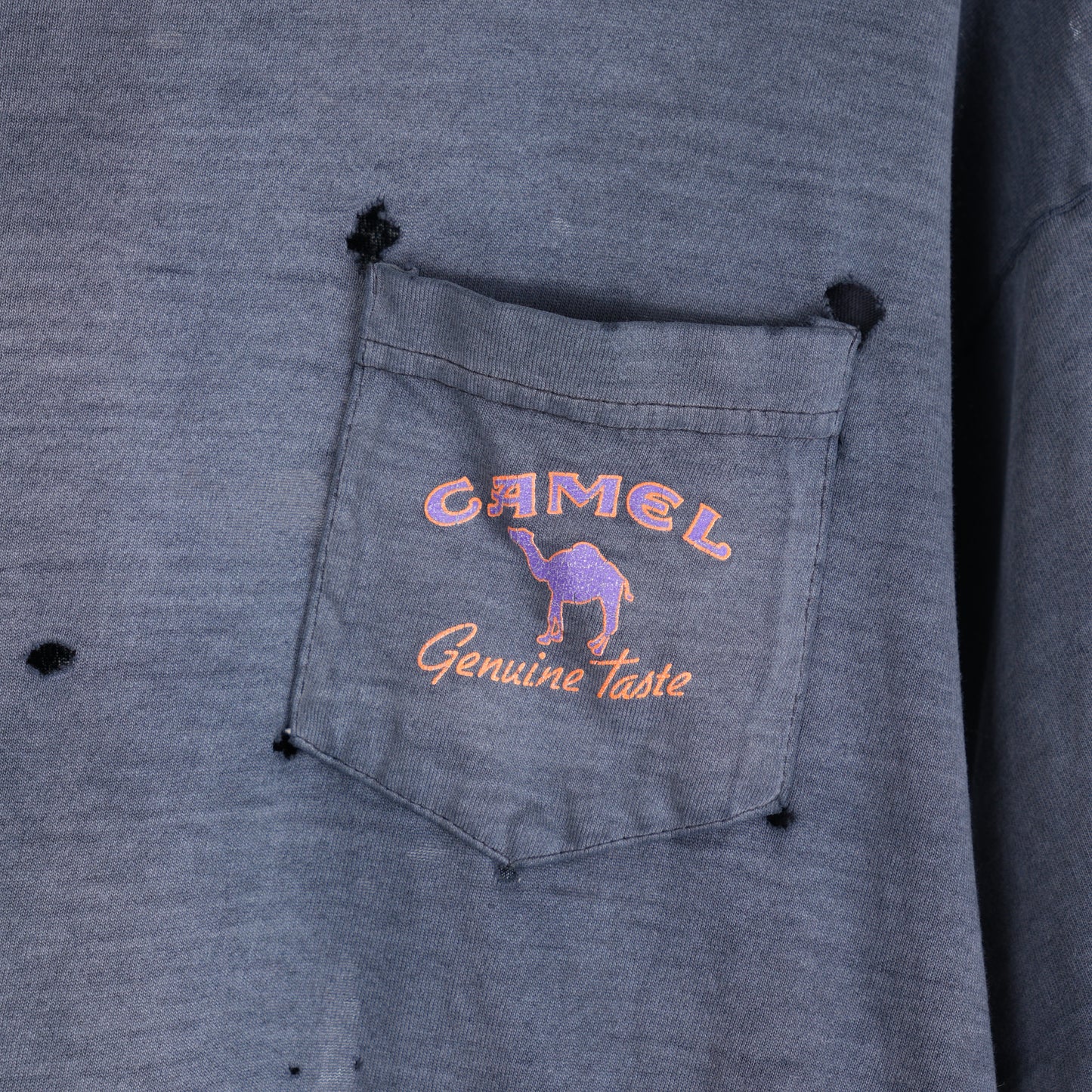 VINTAGE BLACK GENUINE CAMEL POCKET TEE