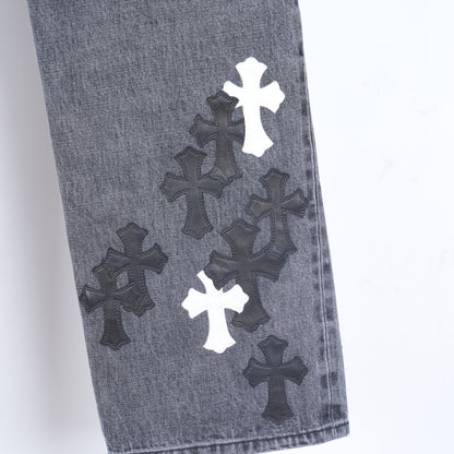 CHROME HEARTS BLACK AND WHITE PATCH FLEUR KNEE DENIM