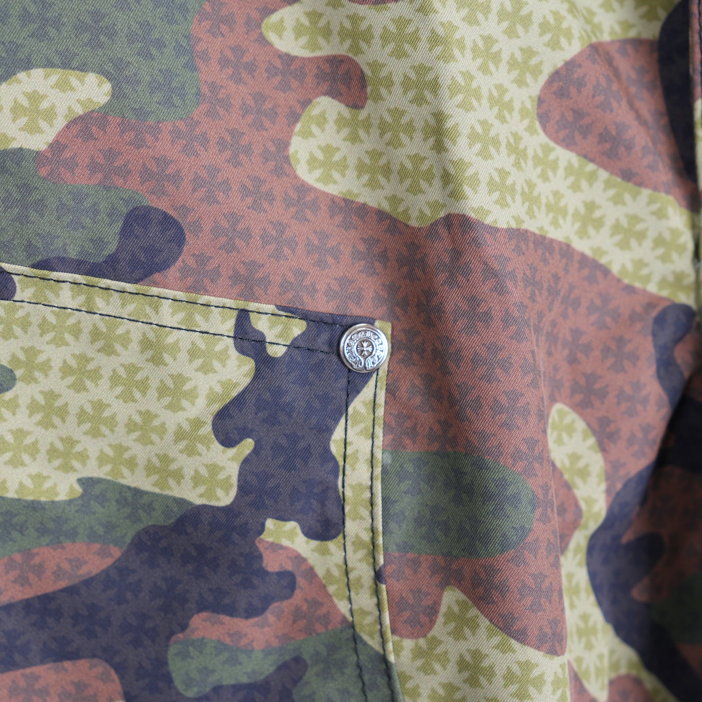 CHROME HEARTS CAMOUFLAGE MONOGRAM DOUBLE KNEE PANTS