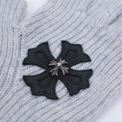 CHROME HEARTS GREY CROSS GLOVES