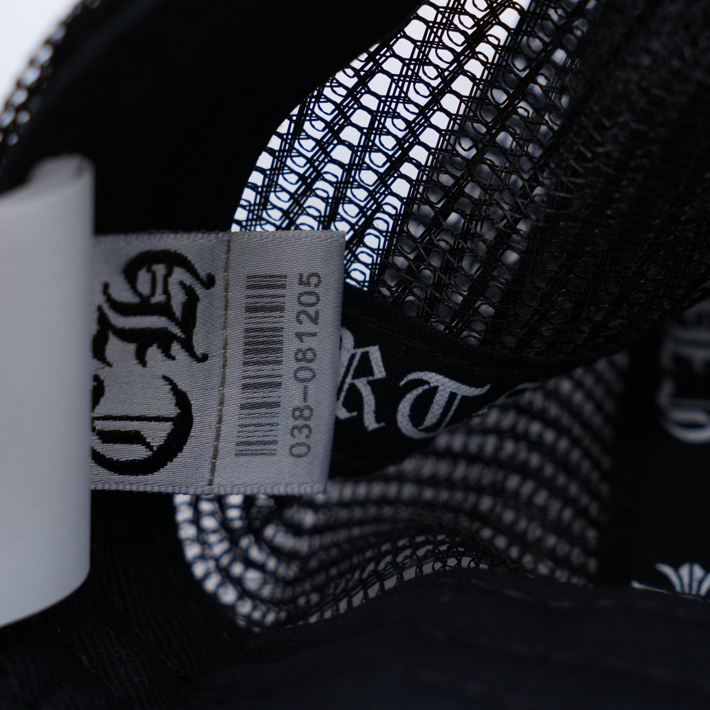 CHROME HEARTS BLACK ON BLACK CEMETERY CROSS HAT