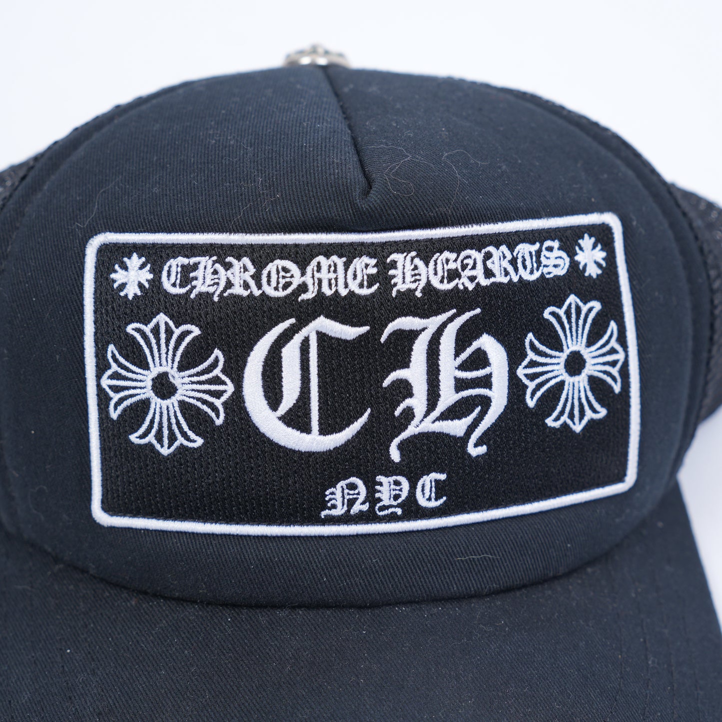 CHROME HEARTS BLACK NYC TRUCKER HAT