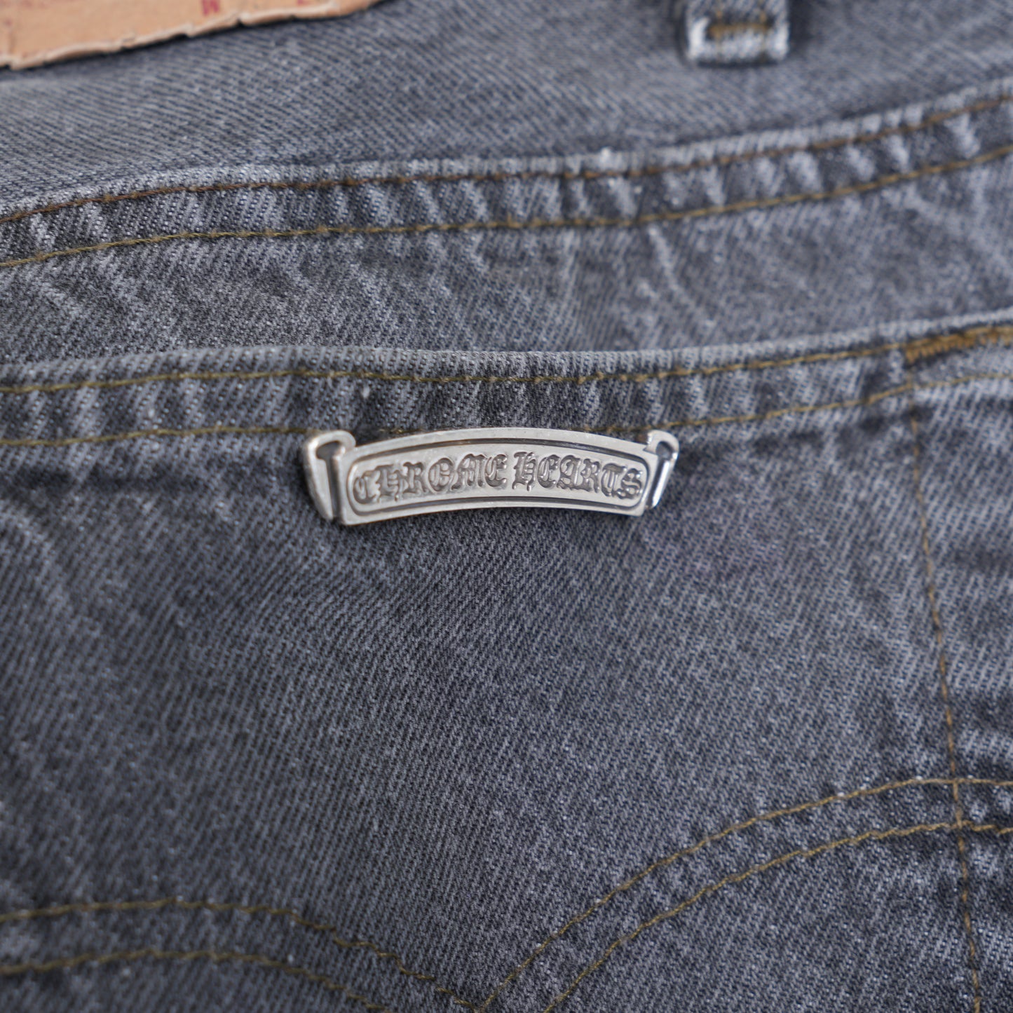 CHROME HEARTS ST BARTH EXCLUSIVE PURPLE CROSS PATCH 501 LEVI