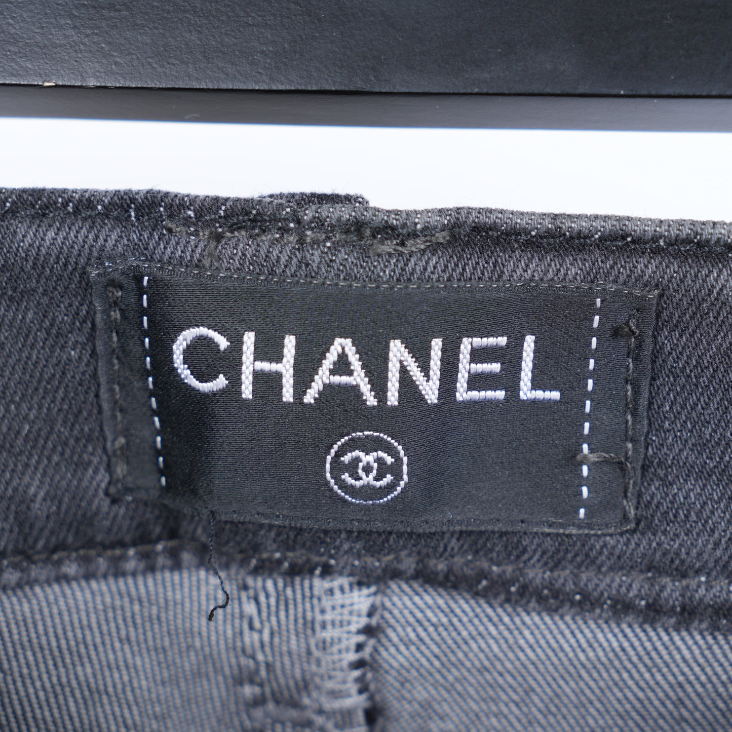 CHANEL SKINNY JEANS