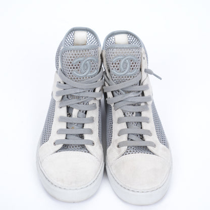 CHANEL LOGO SNEAKERS