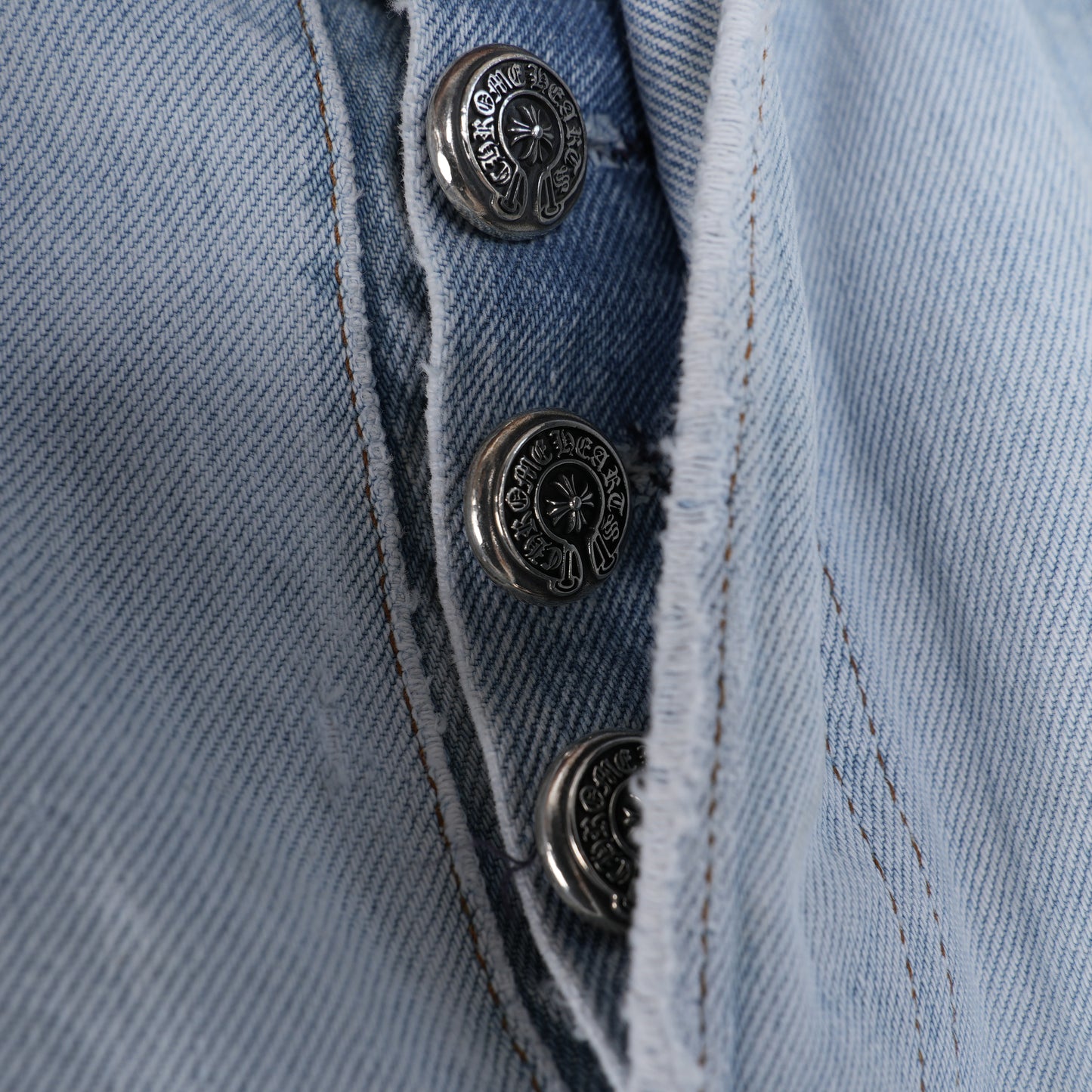 CHROME HEARTS BLACK PATCH LIGHT WASH LEVIS DENIM