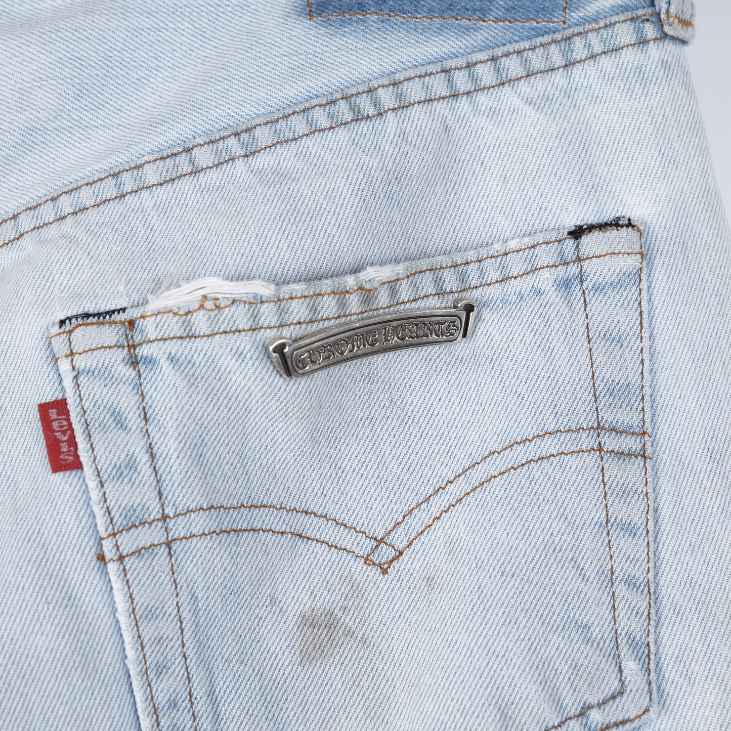 CHROME HEARTS BLACK PATCH LIGHT WASH LEVIS DENIM