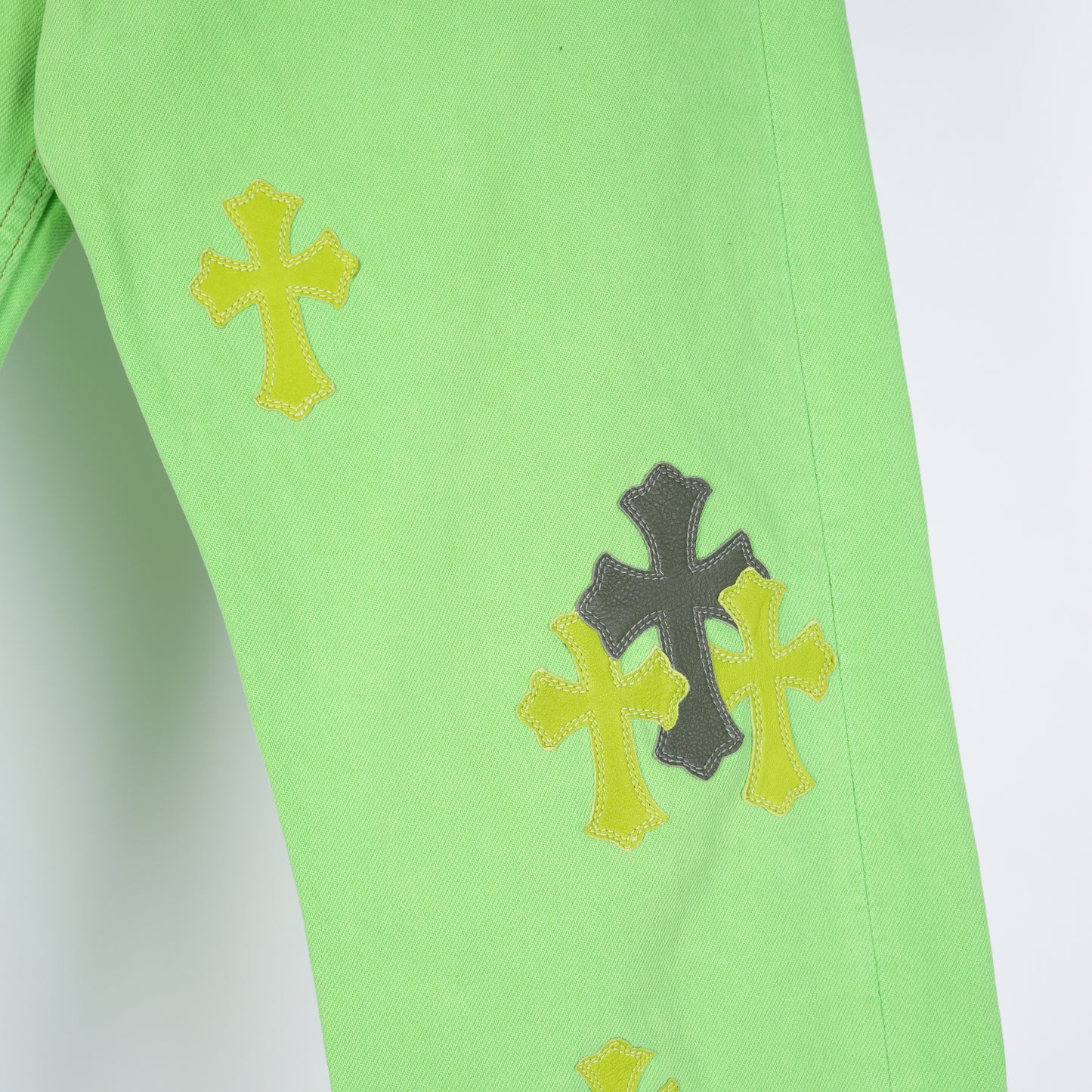 CHROME HEARTS GREEN SEX RECORDS CROSS PATCH JEANS