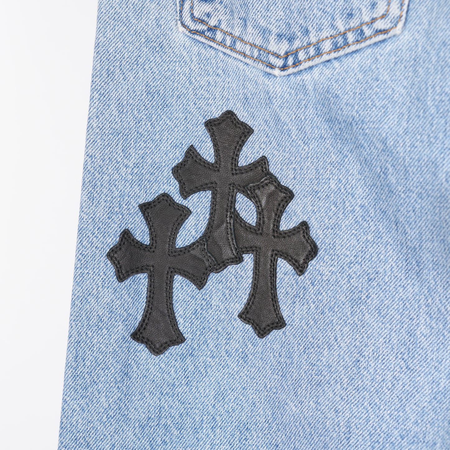 CHROME HEARTS BLACK PATCH LIGHT WASH LEVIS 505