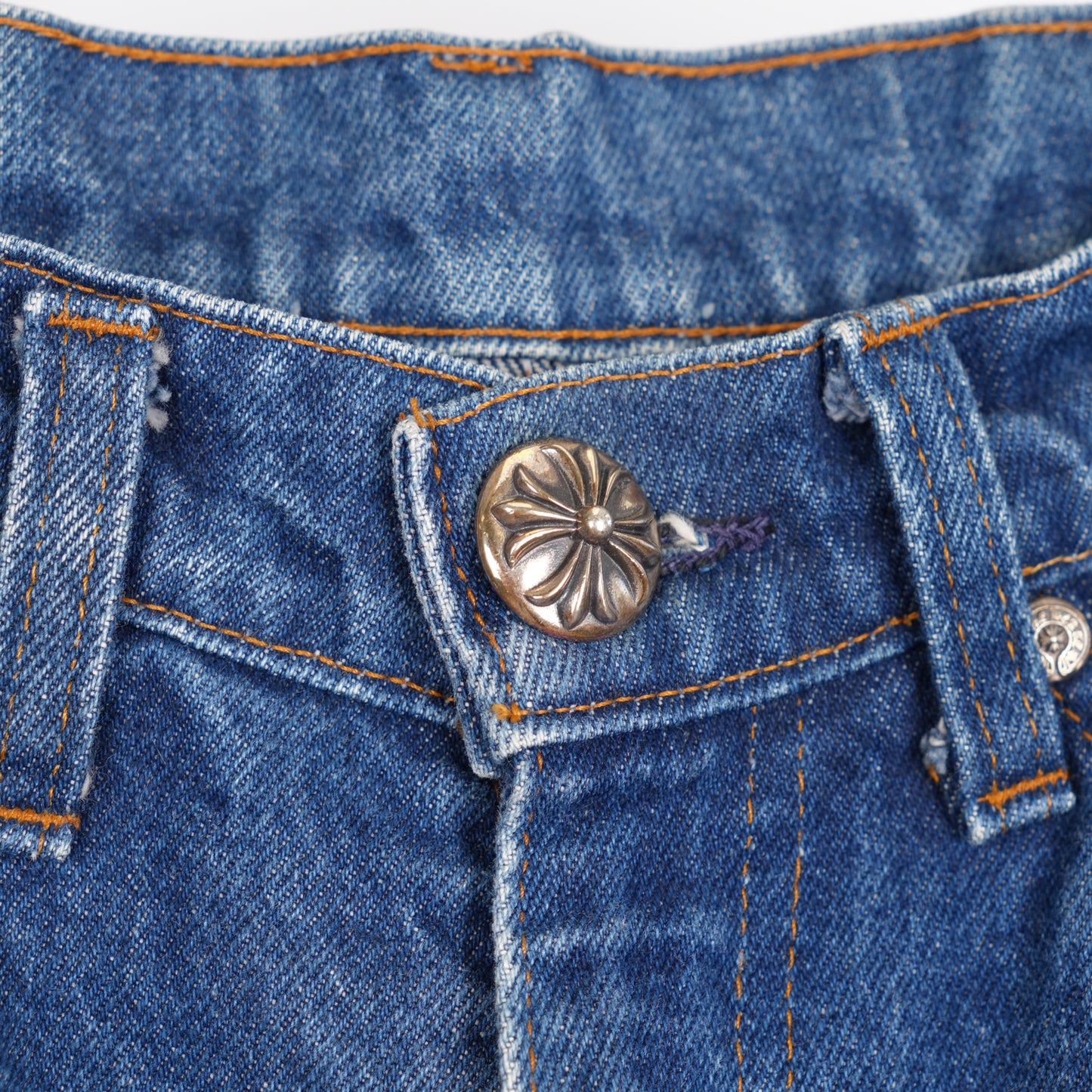 CHROME HEARTS BLACK PATCH DARK WASH LEVIS 517