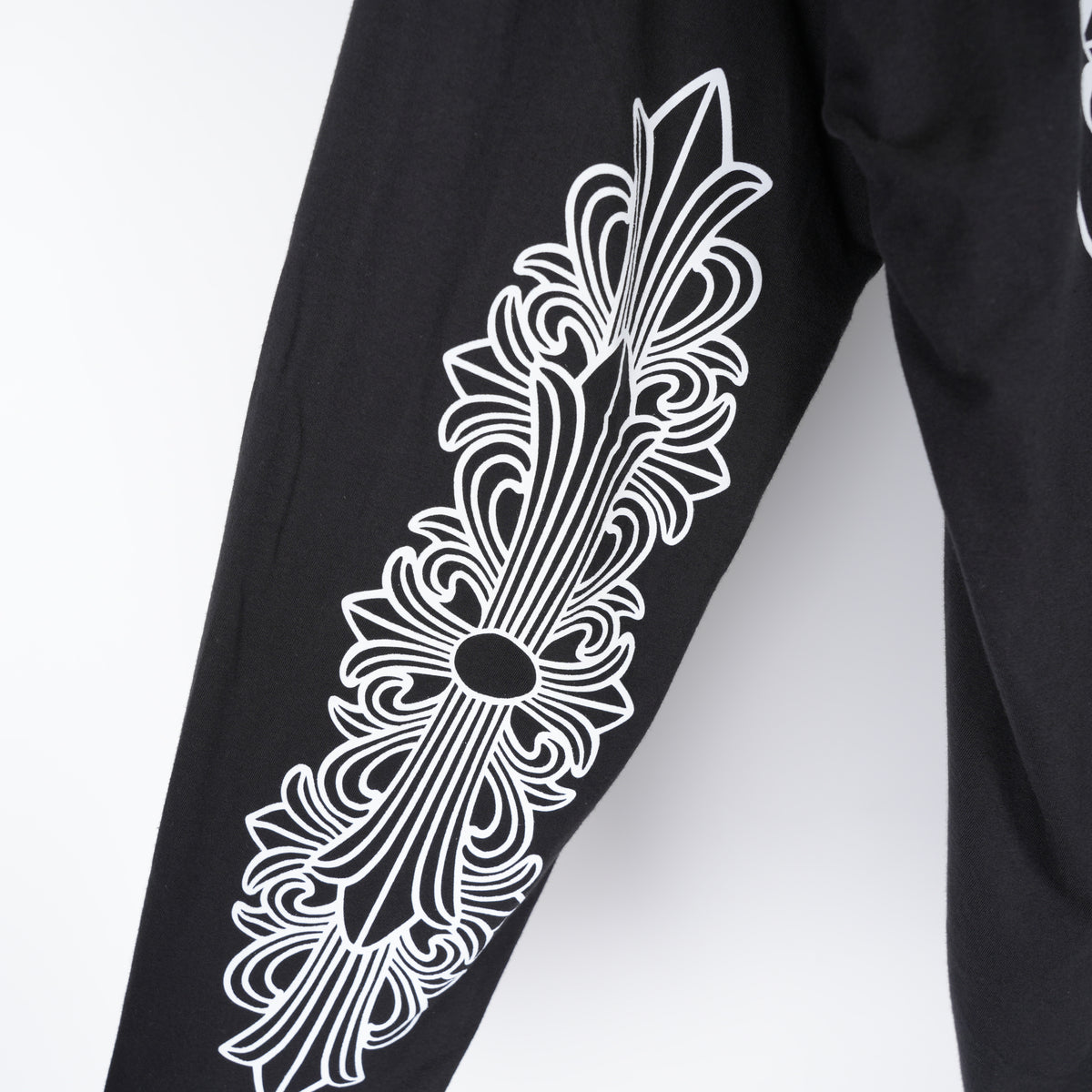 CHROME HEARTS NEW YORK EXCLUSIVE HORSESHOE LOGO POCKET LONG SLEEVE