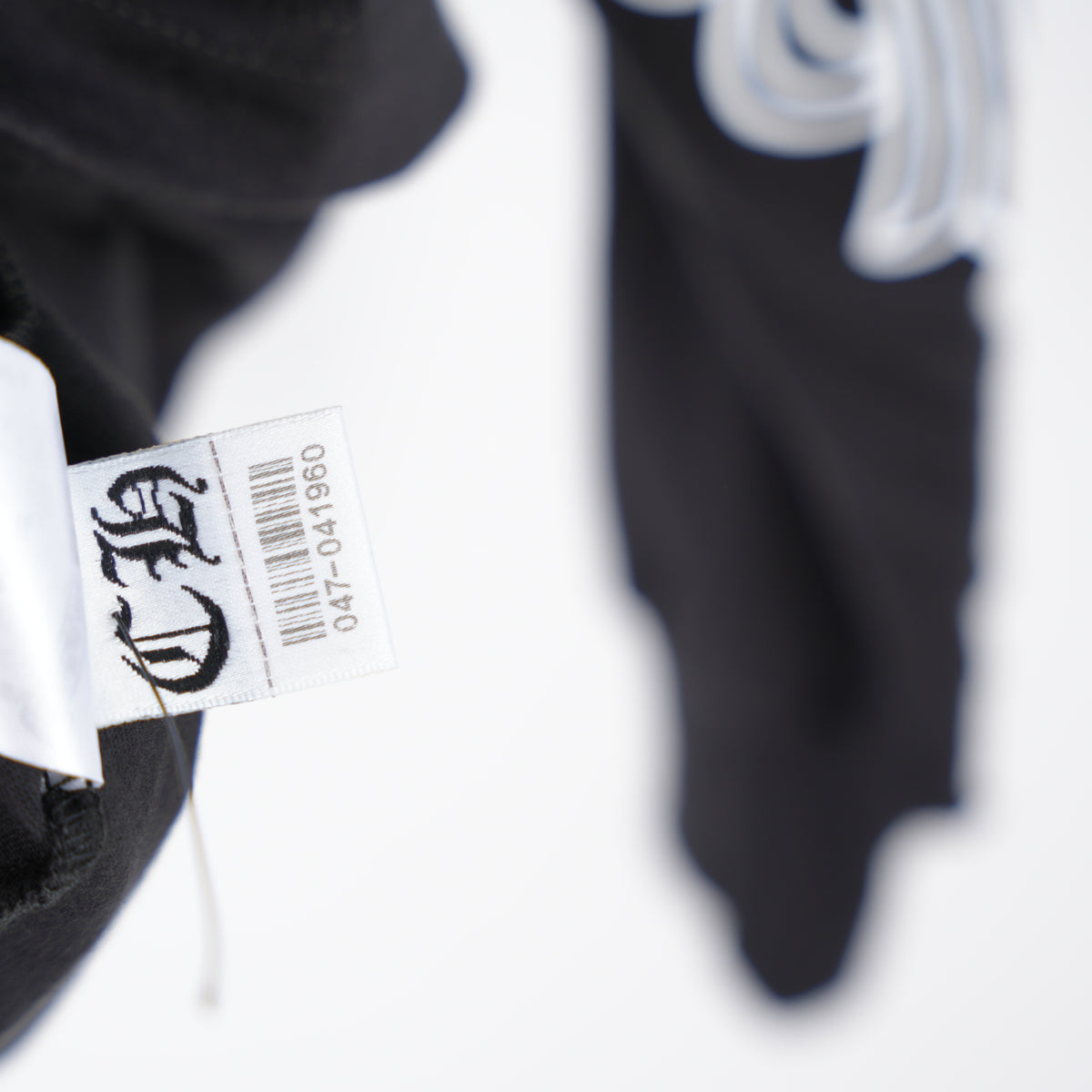 CHROME HEARTS NEW YORK EXCLUSIVE HORSESHOE LOGO POCKET LONG SLEEVE