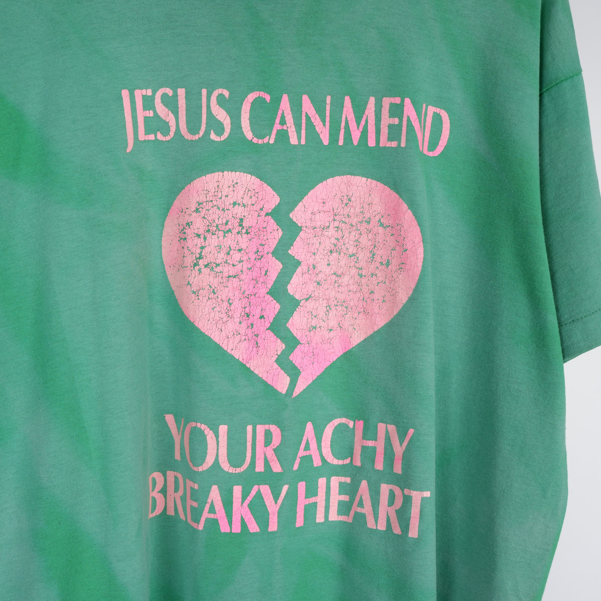 VINTAGE JESUS CAN MEND YOUR ACHY BREAKY HEART TEE