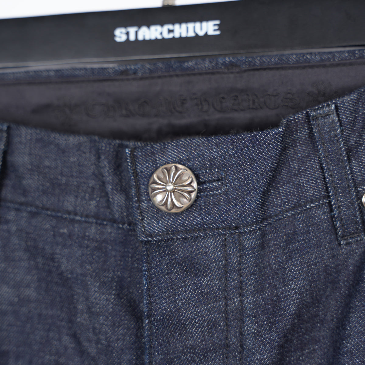 CHROME HEARTS INDIGO KS CUT DENIM SZ 32