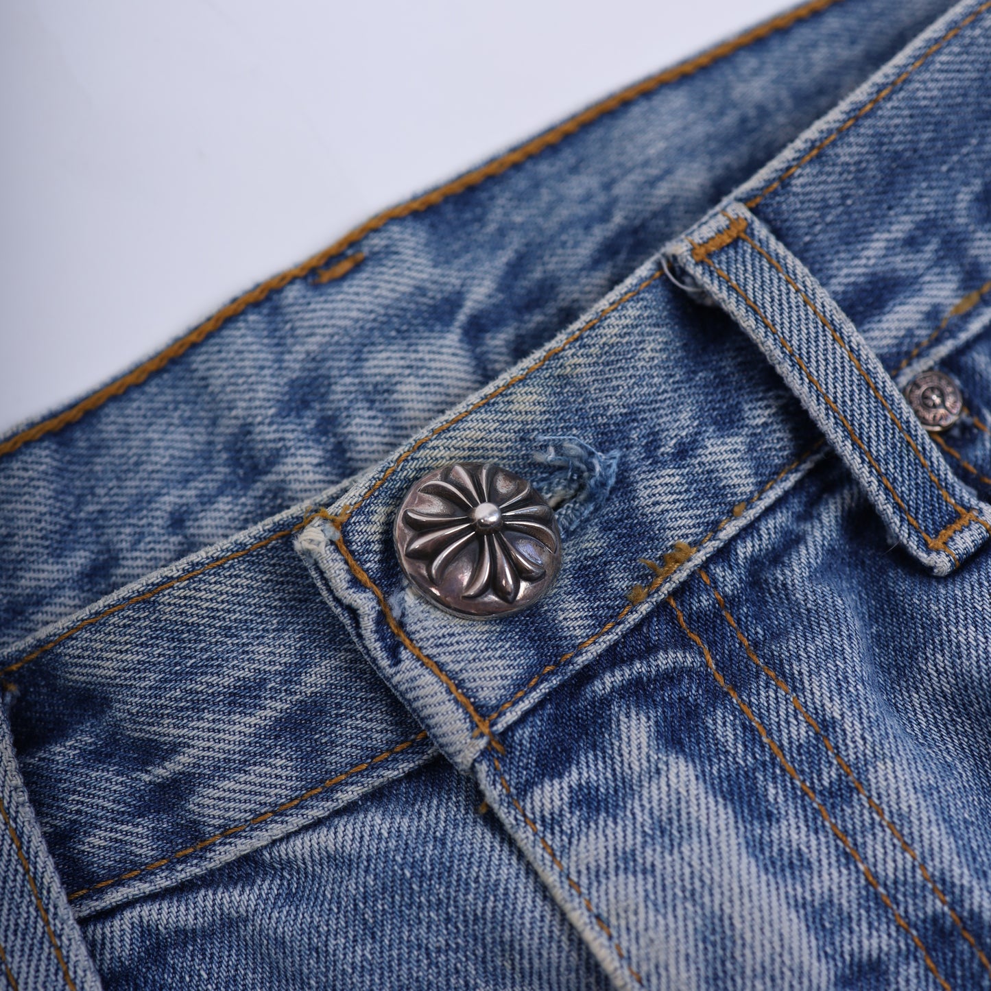 CHROME HEARTS STAR PATCH ORANGE TAB DENIM