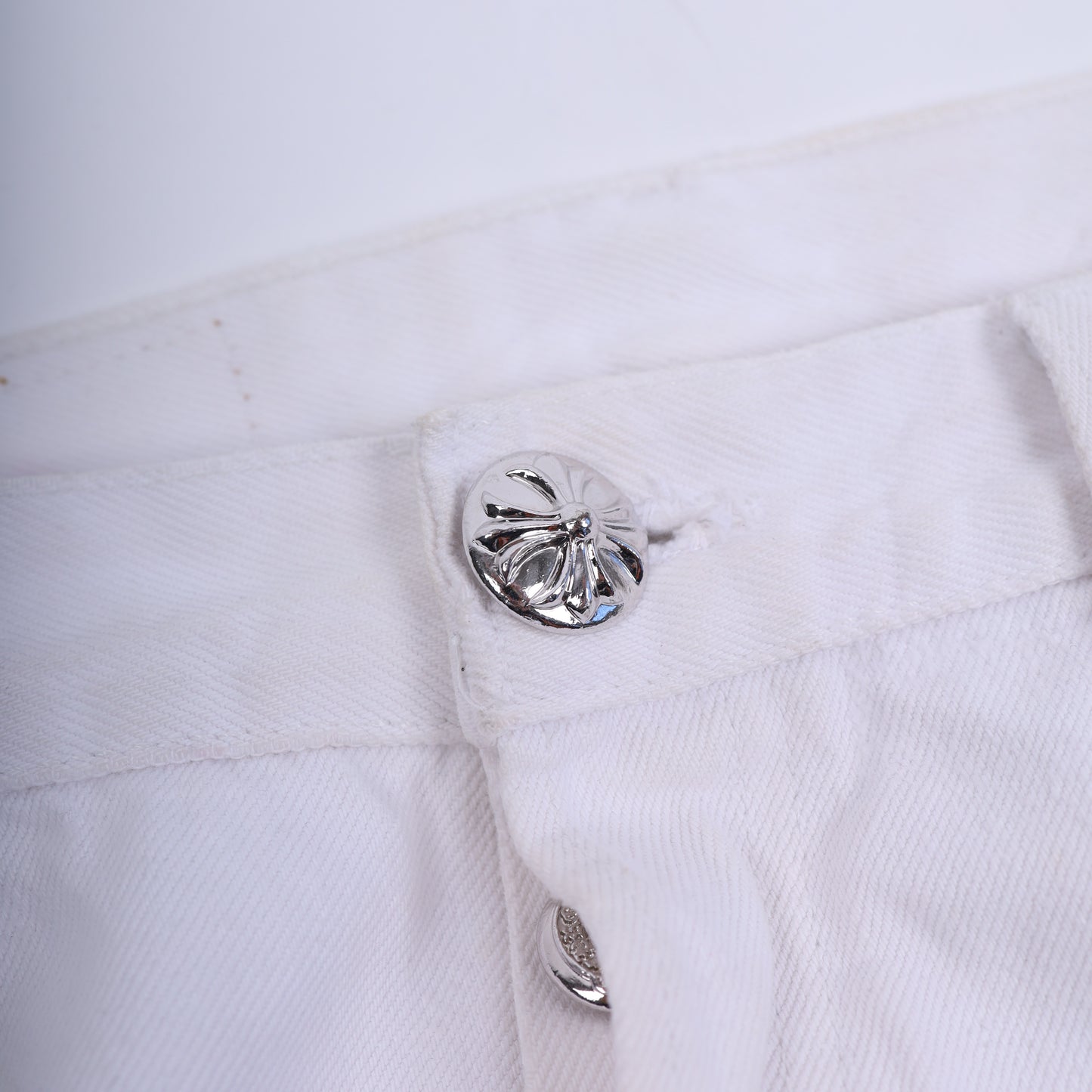 CHROME HEARTS WHITE/PINK PATCH LEVI RHODIUM PLATED