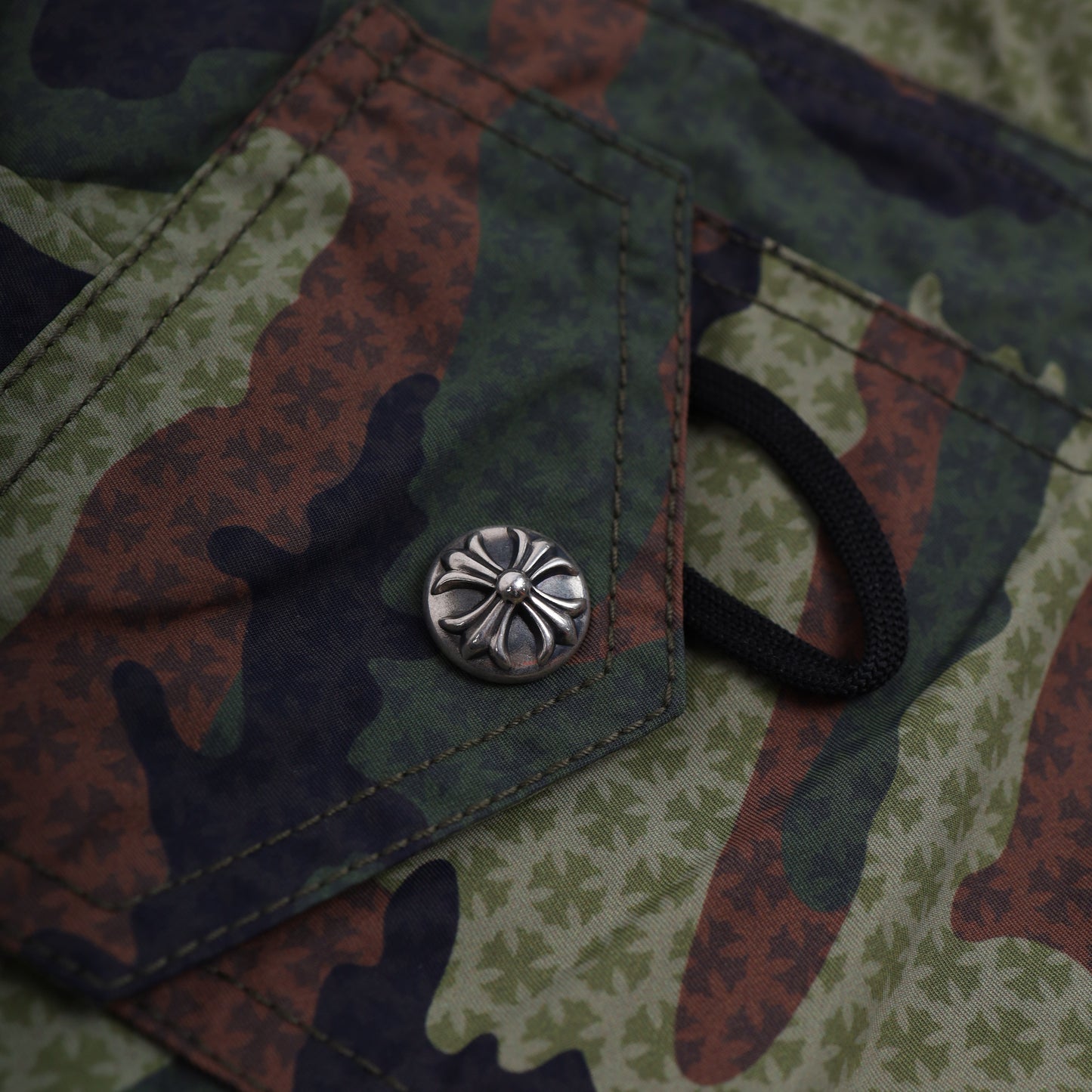 CH NEW RELEASE CAMO PLUS MONOGRAM SHORTS