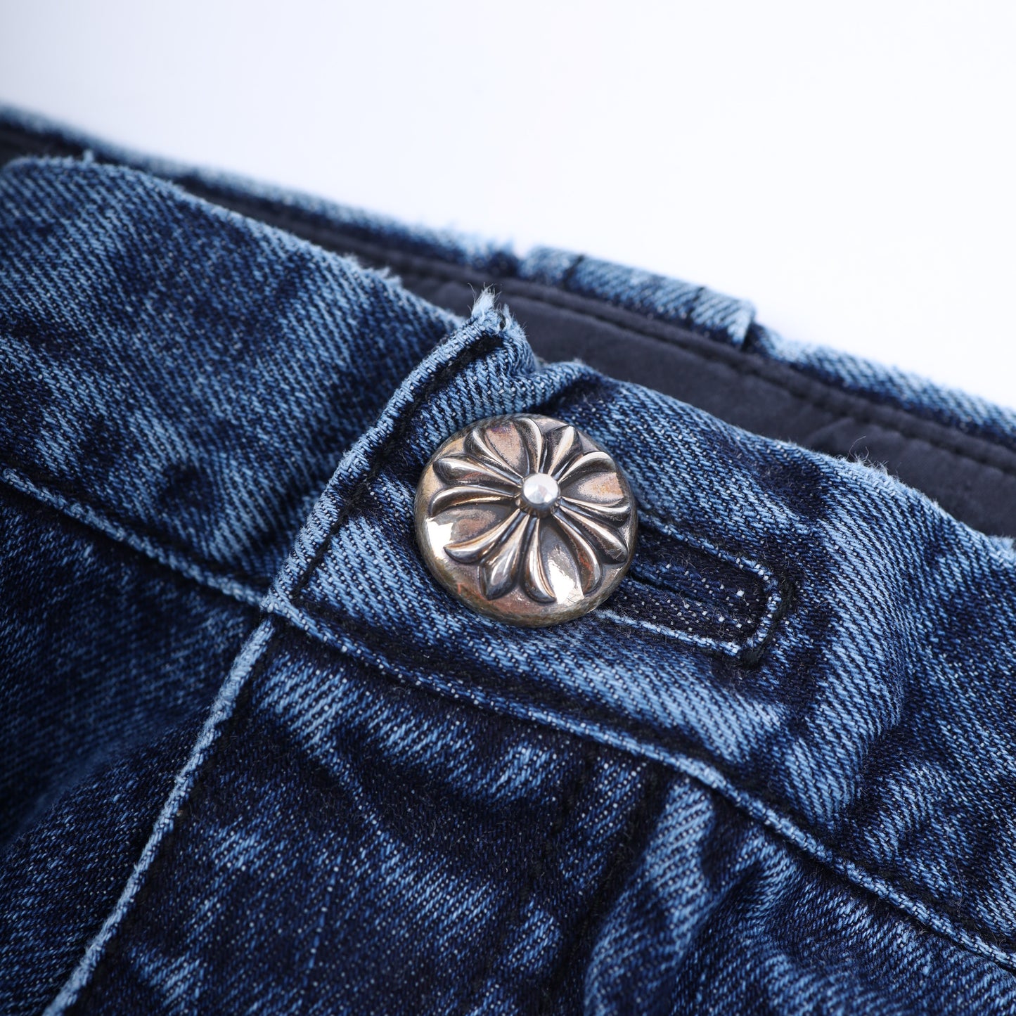 CHROME HEARTS WHITE PATCH CARPENTER BLUE DENIM