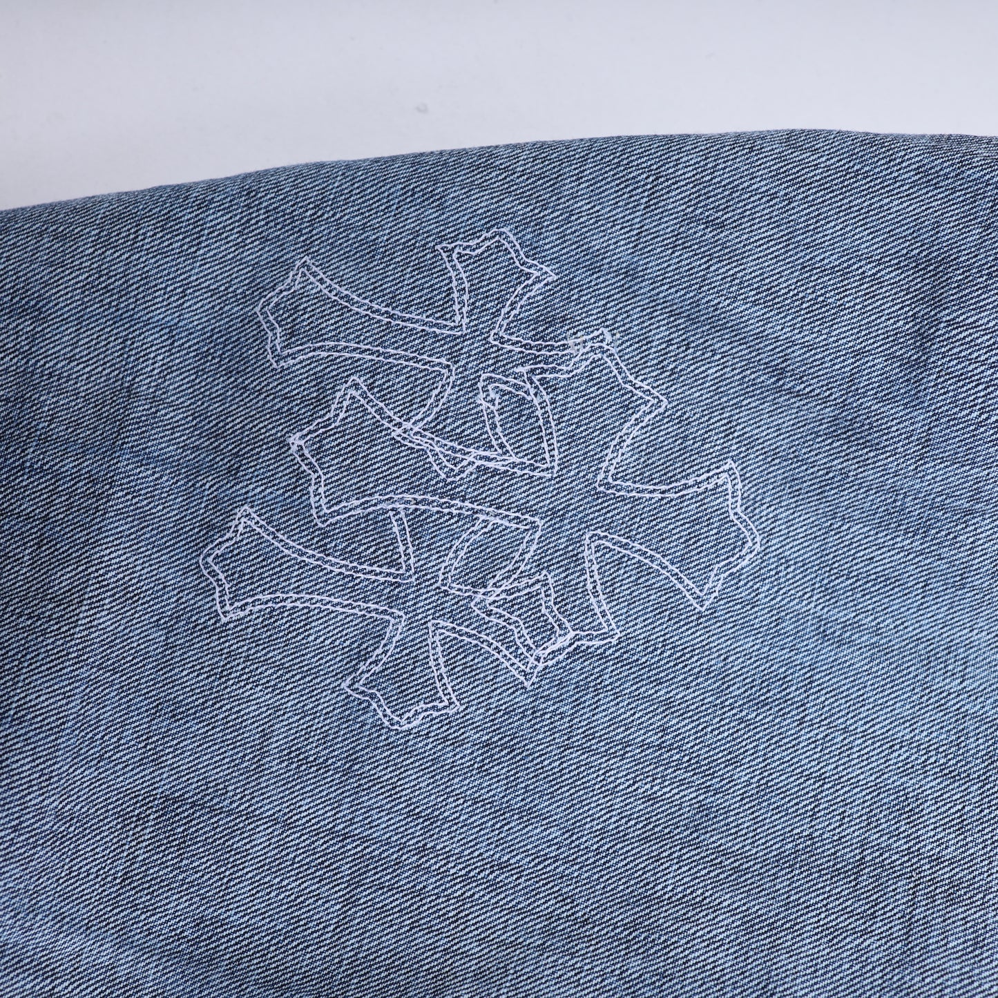 CHROME HEARTS WHITE PATCH CARPENTER BLUE DENIM