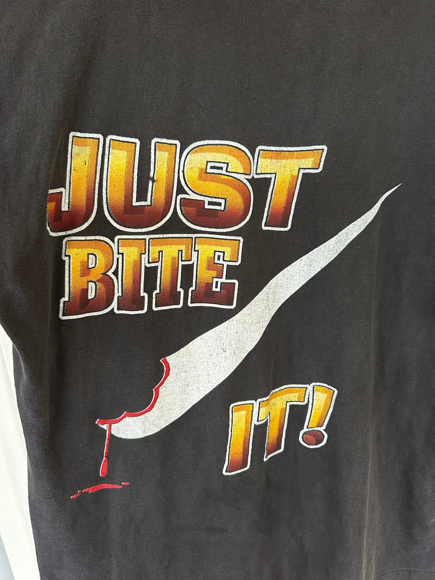 VINTAGE IRON BITE TYSON HOLYFIELD 'JUST BITE IT' RAP TEE NIKE PARODY