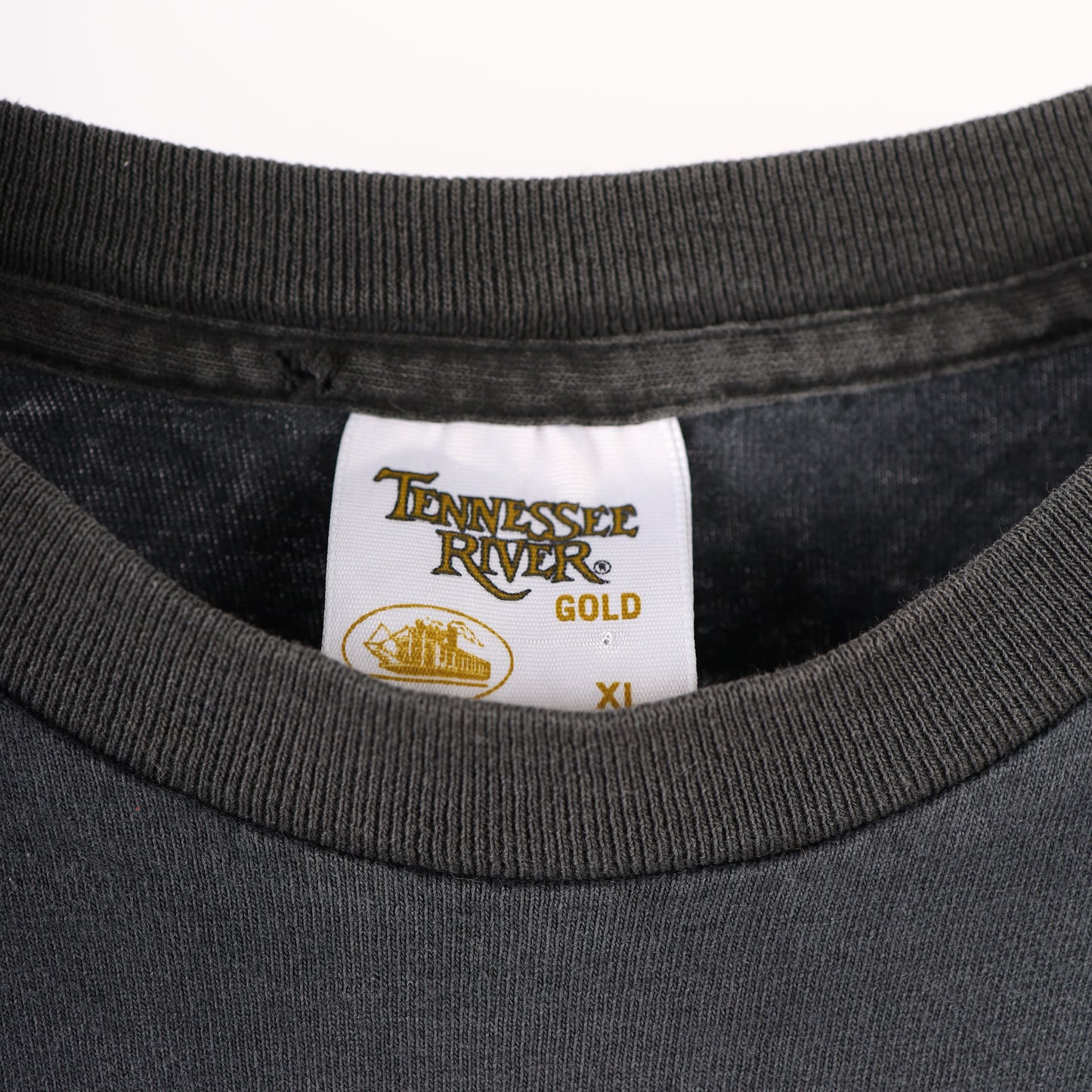 NEVER FORGET CUT OFF SHIRT