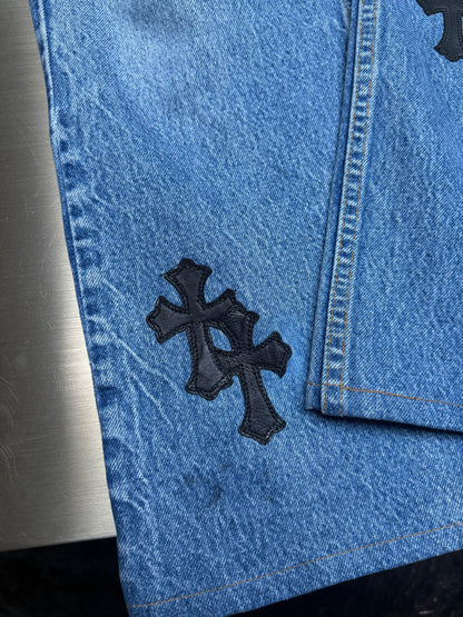 CHROME HEARTS LIGHT WASH LEVI'S CROSS PATCH DENIM SIZE 34 HEMMED