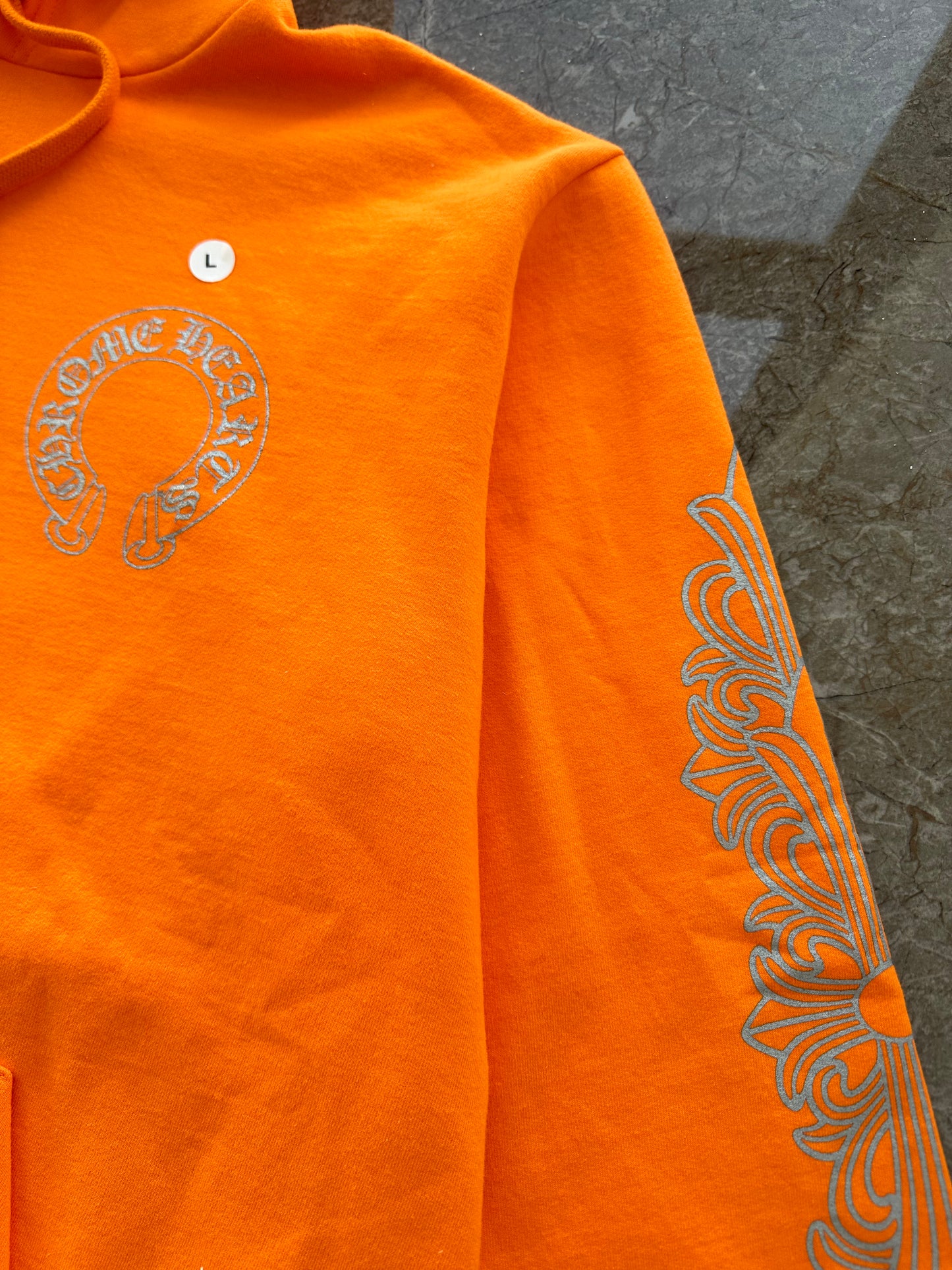 CHROME HEARTS ORANGE MIAMI MUSIC WEEK EXCLUSIVE HORSESHOE HOODIE