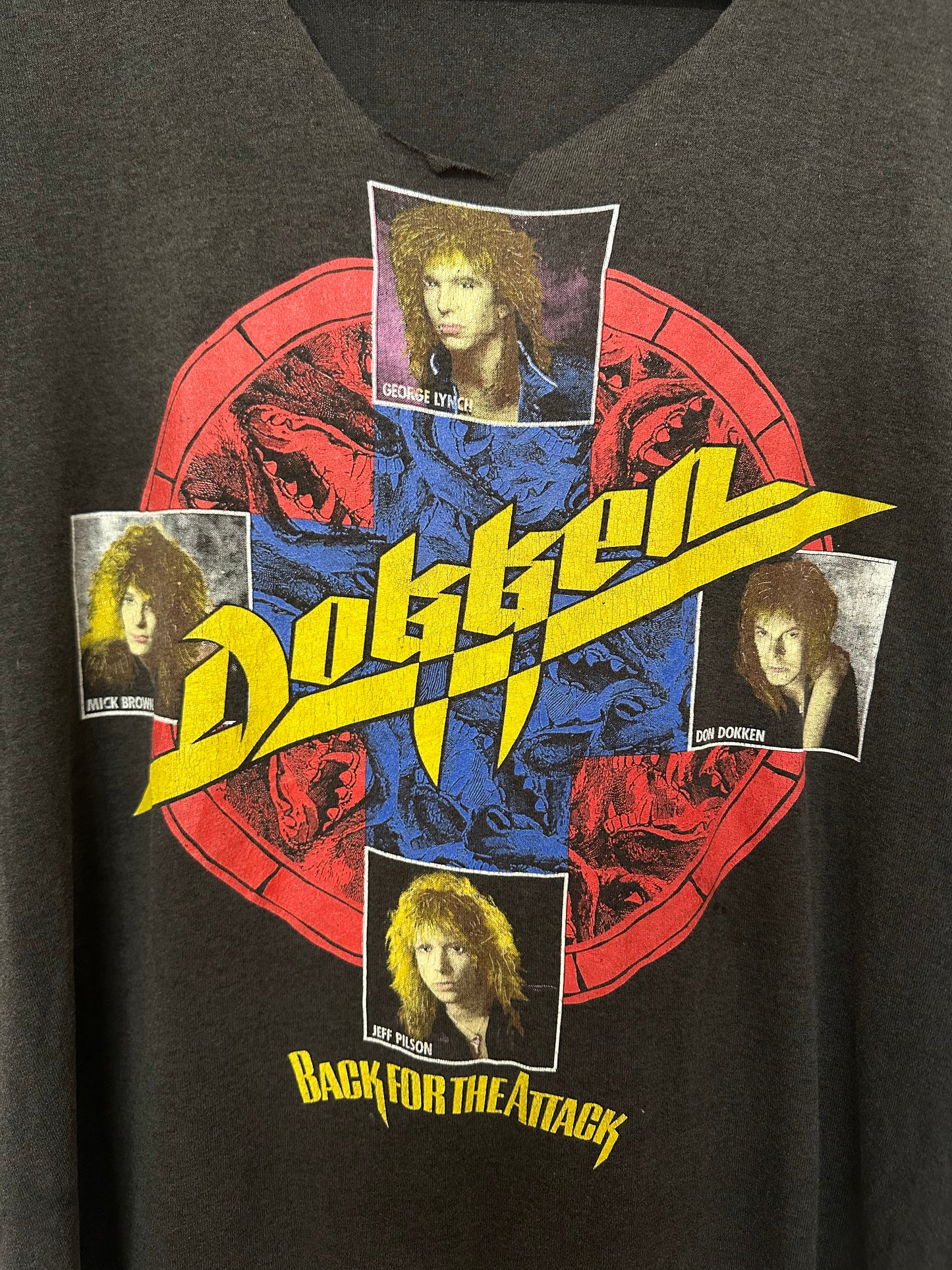 VINTAGE DOKKEN BACK FOR ATTACK 1987 CUT OFF T-SHIRT