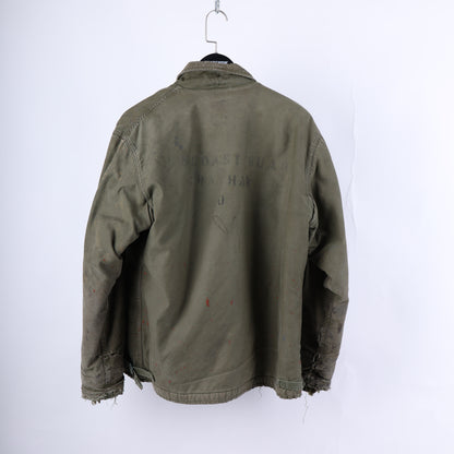 TRUE VINTAGE WW2 GREEN JACKET