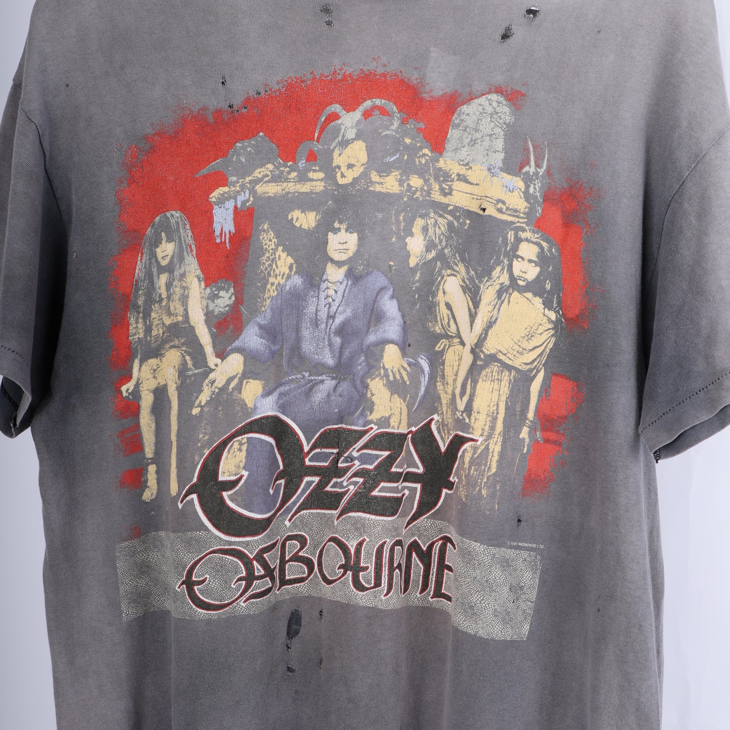 THRASHED OZZY TEE
