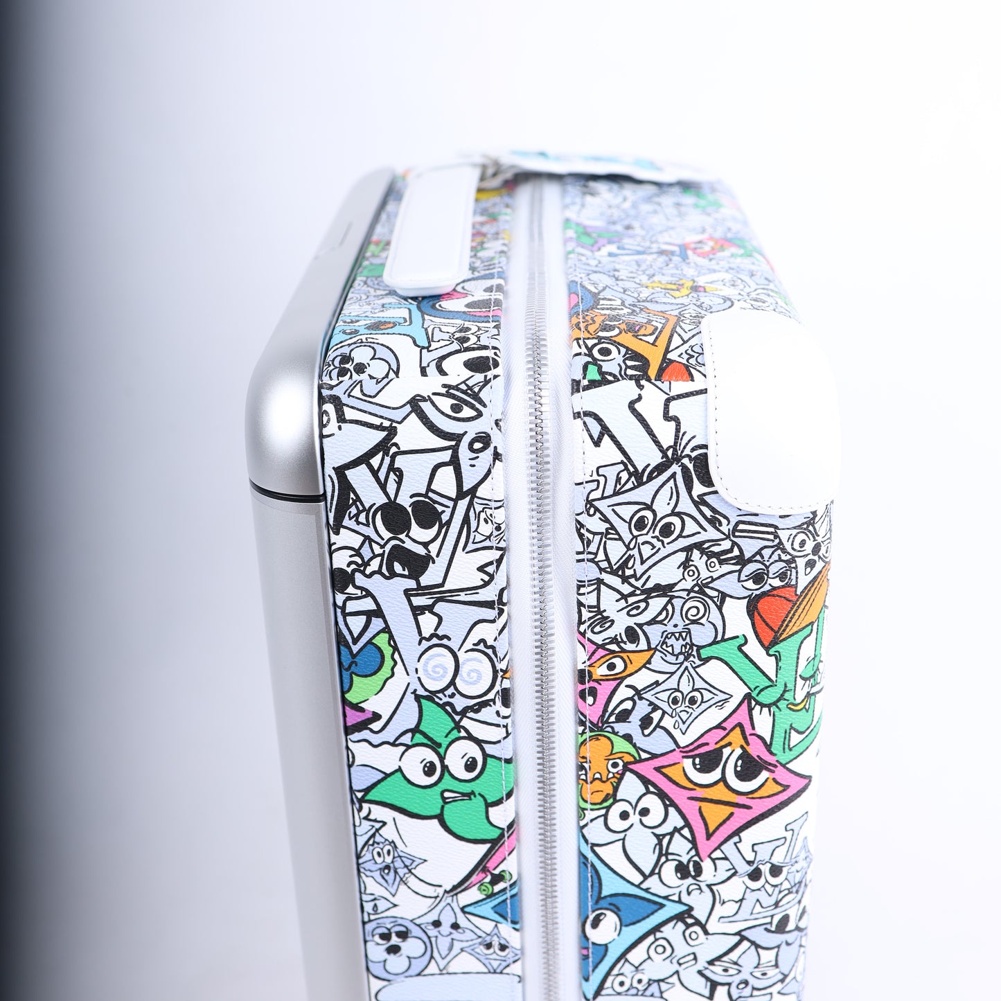 LV MONOGRAM COMICS MULTICOLOR LUGGAGE