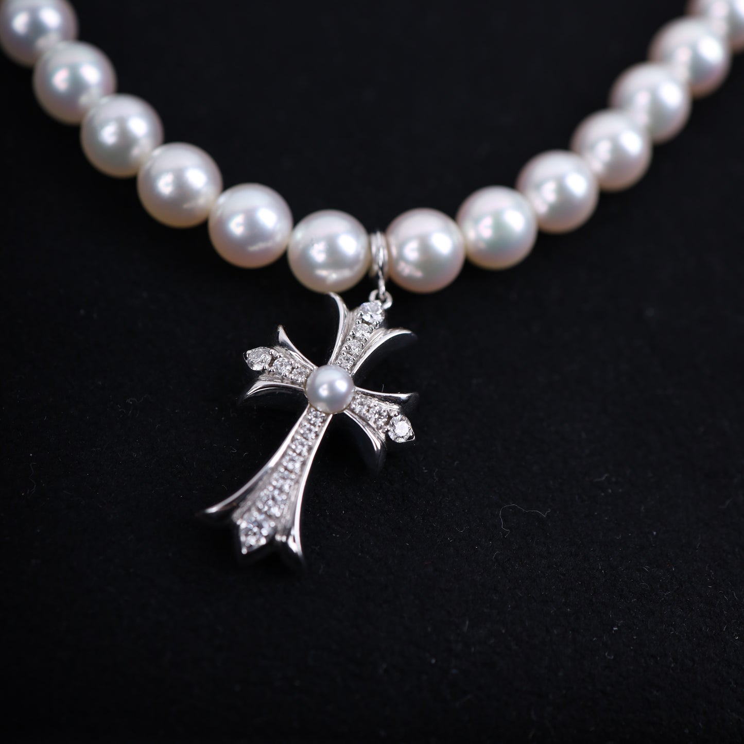Mikimoto 18K White Gold Tiny Cross Choker