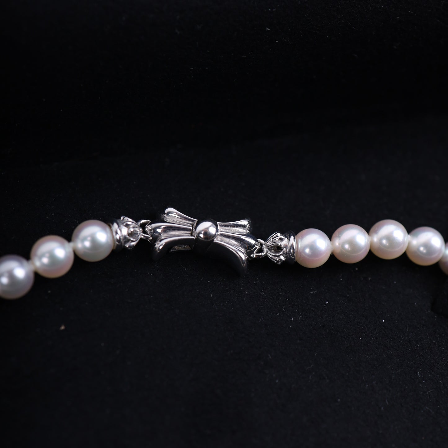 Mikimoto 18K White Gold Tiny Cross Choker