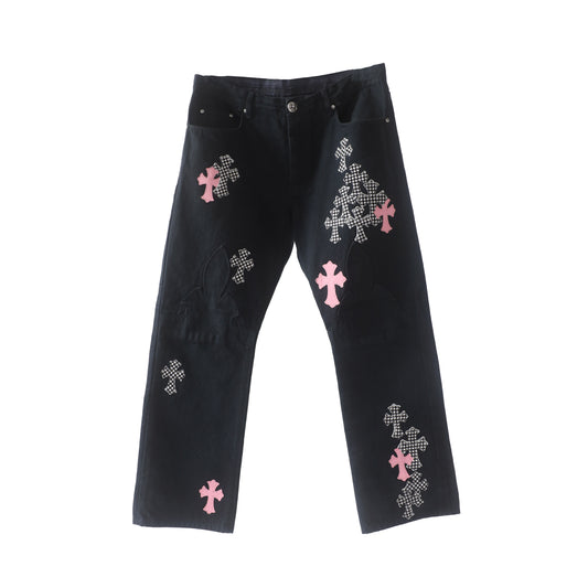 CHROME HEARTS PINK/CHECKERED FLEUR KNEE CROSS PATCH DENIM