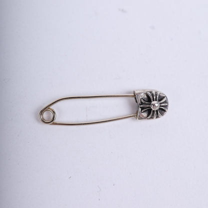 CHROME HEARTS SAFETY PIN