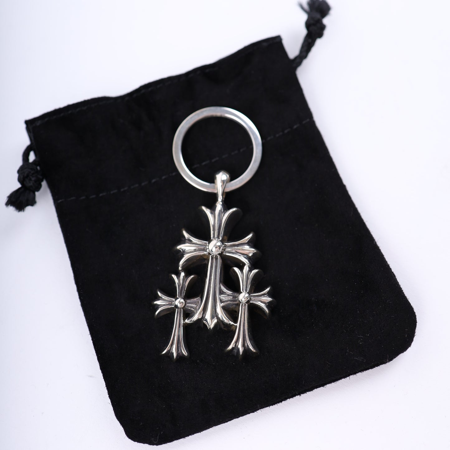 CHROME HEARTS TRIPLE CROSS PENDANT