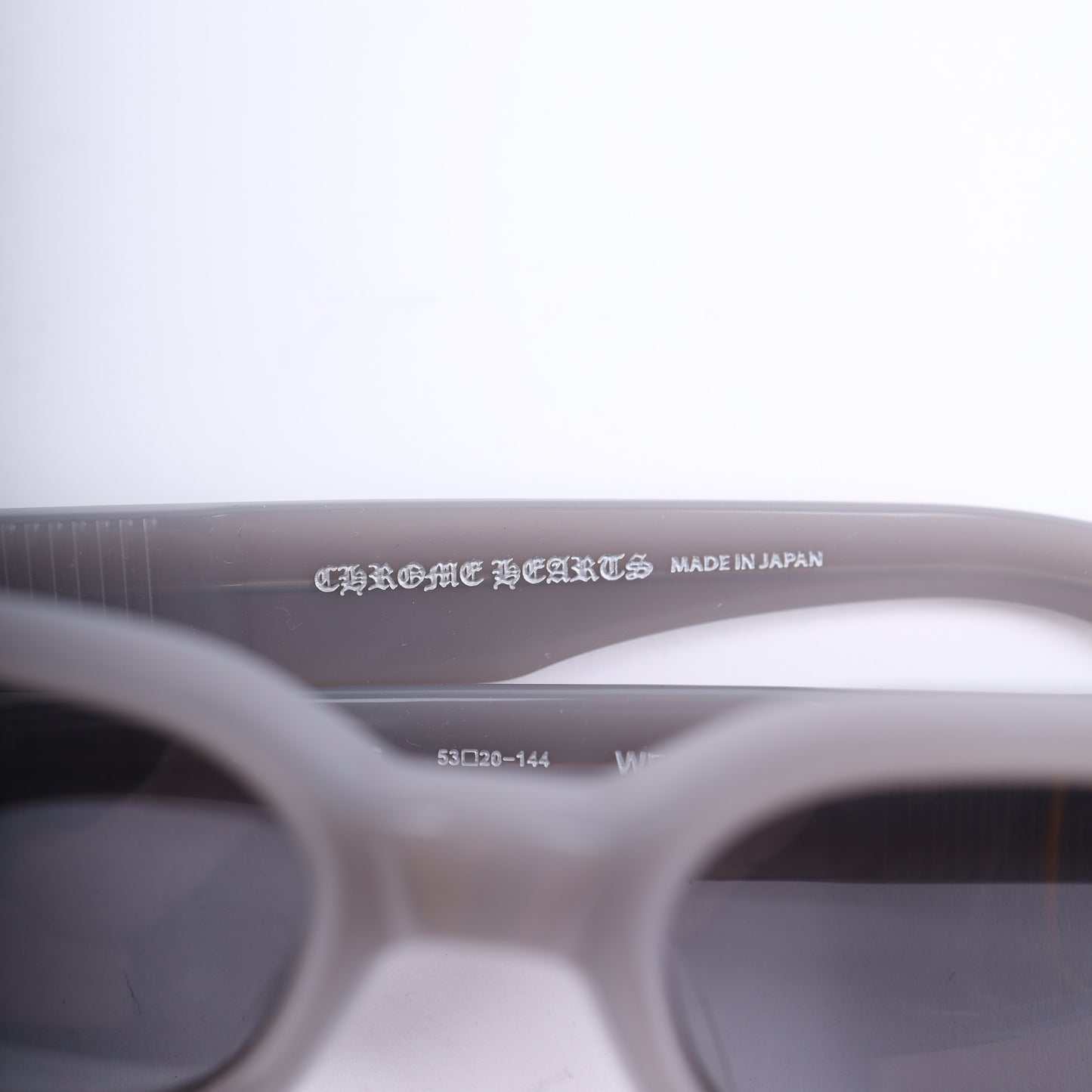 CHROME HEARTS GREY WEIRDO SUNGLASSES