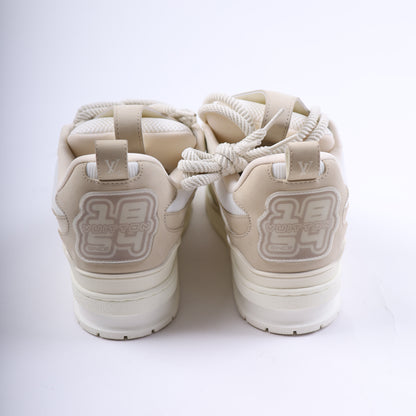 LOUIS VUITTON WHITE SKATER SNEAKERS SIZE LV 8